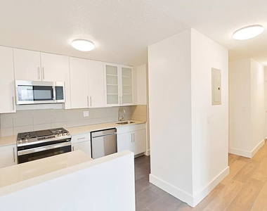 470 2nd Avenue - Photo Thumbnail 1
