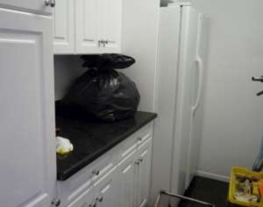 East 12th Street - Photo Thumbnail 9