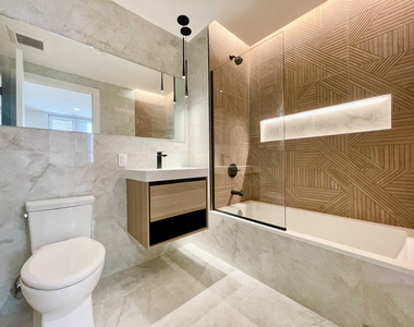 807 Washington Avenue - Photo Thumbnail 8