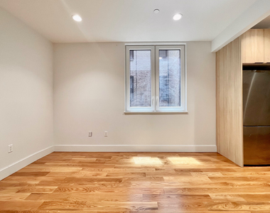 807 Washington Avenue - Photo Thumbnail 1