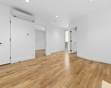 807 Washington Avenue - Photo Thumbnail 15
