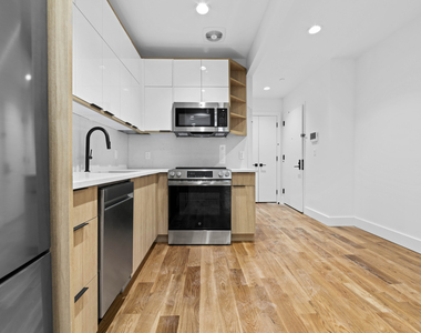 807 Washington Avenue - Photo Thumbnail 16