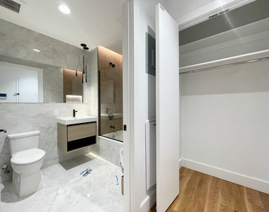 807 Washington Avenue - Photo Thumbnail 9
