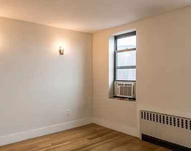 338 Melrose Street - Photo Thumbnail 18