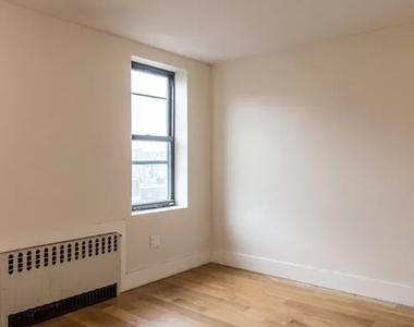 338 Melrose Street - Photo Thumbnail 8