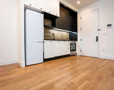 1503 Jefferson Avenue - Photo Thumbnail 1