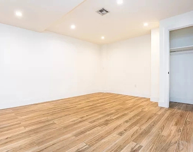 1503 Jefferson Avenue - Photo Thumbnail 4