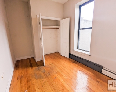 383 West 125 Street - Photo Thumbnail 4