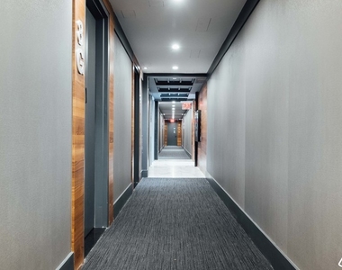 825 Ocean Ave - Photo Thumbnail 9