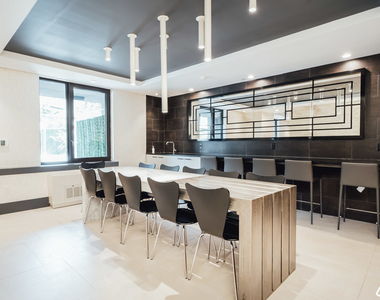 825 Ocean Ave - Photo Thumbnail 2