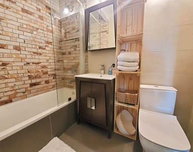 27 Woodbine Street - Photo Thumbnail 5
