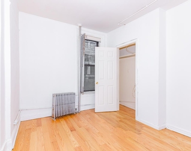 263 Marion Street - Photo Thumbnail 3
