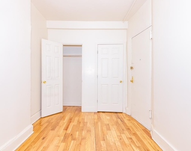 263 Marion Street - Photo Thumbnail 5