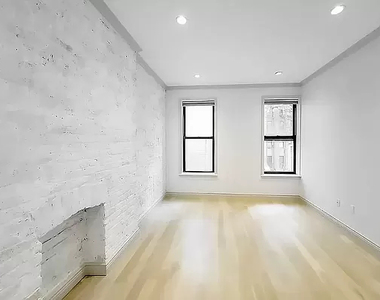 132 East 61st Street - Photo Thumbnail 7