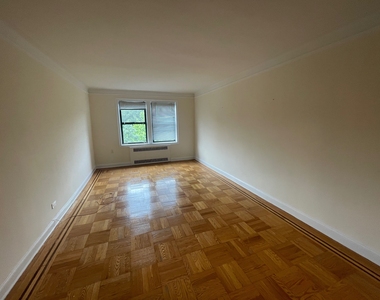172-90 Highland Avenue - Photo Thumbnail 7