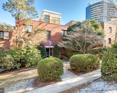 1565 N Colonial Ter - Photo Thumbnail 14