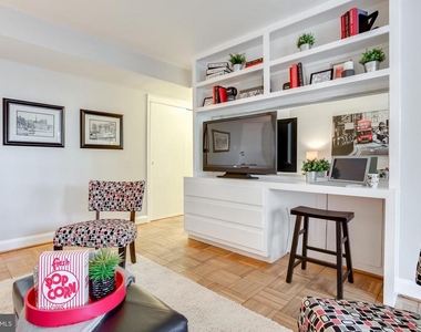 1565 N Colonial Ter - Photo Thumbnail 2