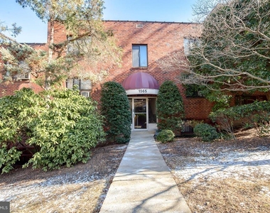 1565 N Colonial Ter - Photo Thumbnail 15