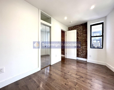 4 Saint Nicholas Terrace - Photo Thumbnail 3