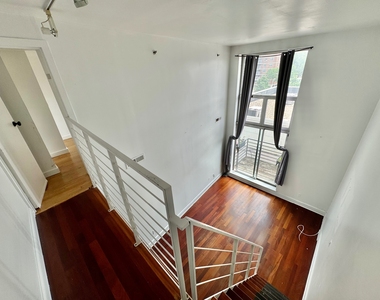 16 Meserole Street - Photo Thumbnail 6