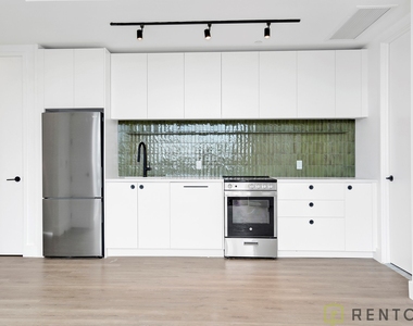 60 Cedar Street - Photo Thumbnail 2