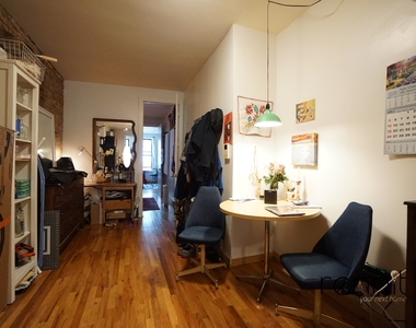 420 Melrose Street - Photo Thumbnail 9
