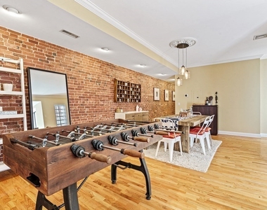 1690 Washington Street - Photo Thumbnail 5