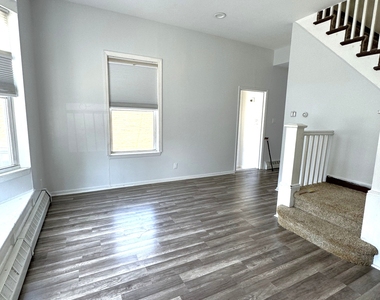 40-11 21st Avenue - Photo Thumbnail 3