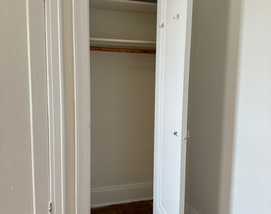 31-15 21st Avenue - Photo Thumbnail 7