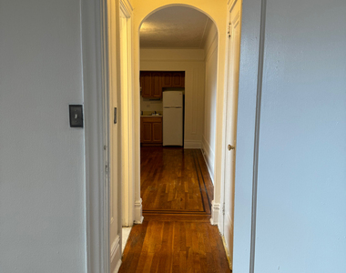 31-15 21st Avenue - Photo Thumbnail 11