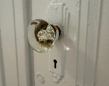 31-15 21st Avenue - Photo Thumbnail 8