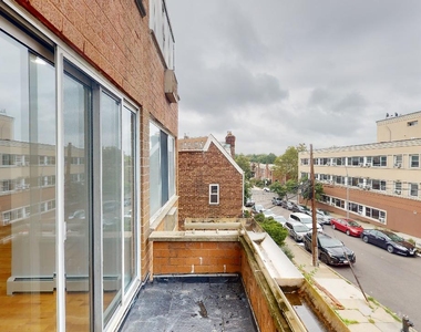 67-39 Clyde Street - Photo Thumbnail 18