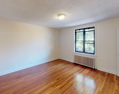 73-08 Woodhaven Blvd - Photo Thumbnail 8