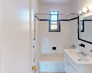 73-08 Woodhaven Blvd - Photo Thumbnail 11