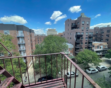 65-4 Booth Street - Photo Thumbnail 19