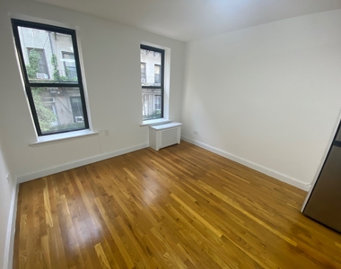 East 89th Street - Photo Thumbnail 1