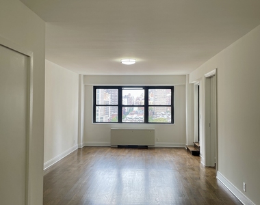 401 East 88th Street, 15D - Photo Thumbnail 4