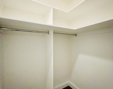 401 East 88th Street, 15D - Photo Thumbnail 13