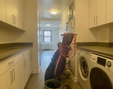 East 89th Street - Photo Thumbnail 1