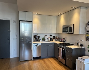 325 Kent Avenue - Photo Thumbnail 1