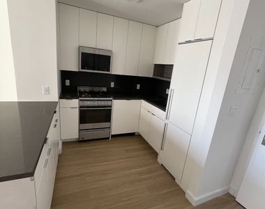 Copy of Copy of West 36th Street - Photo Thumbnail 3
