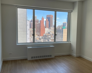 Copy of Copy of West 36th Street - Photo Thumbnail 7