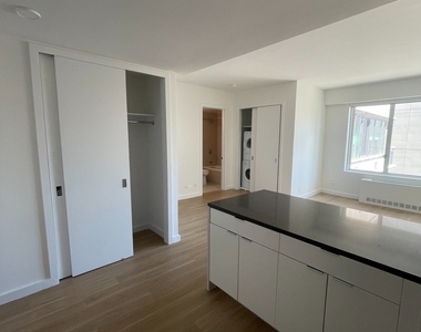 Copy of Copy of West 36th Street - Photo Thumbnail 4