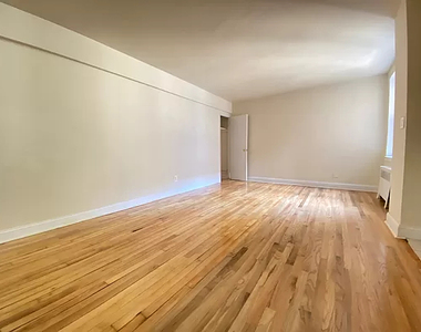 85-5 35th Avenue - Photo Thumbnail 2