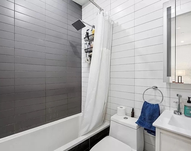 841 Dekalb Avenue - Photo Thumbnail 4