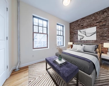 West 11th Street - Photo Thumbnail 4