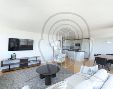 405 North Wabash Avenue - Photo Thumbnail 3