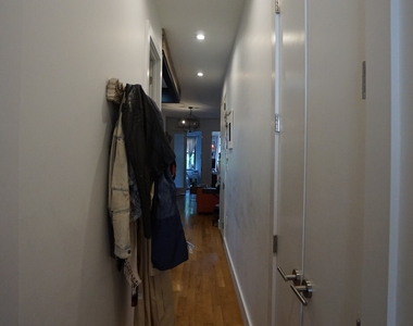 131 Bleecker Street - Photo Thumbnail 2