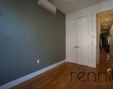 131 Bleecker Street - Photo Thumbnail 10