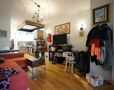 131 Bleecker Street - Photo Thumbnail 8